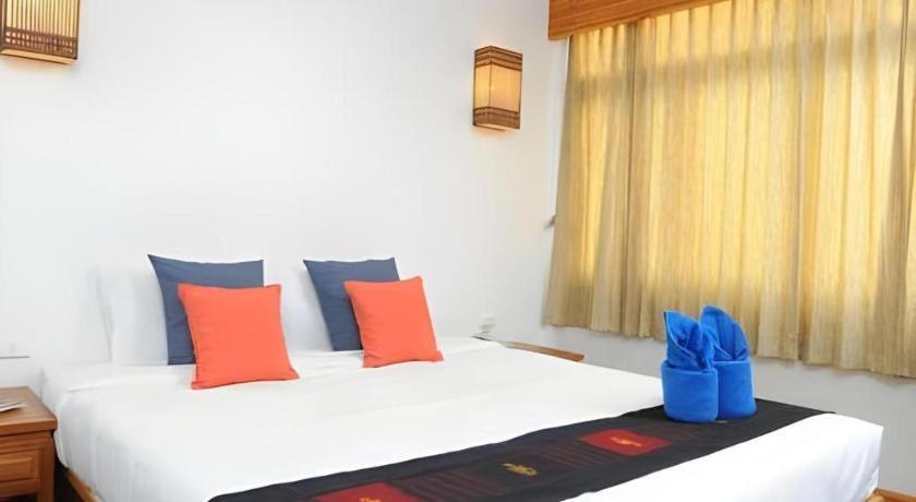 Sukkasem Hotel Nan Buitenkant foto