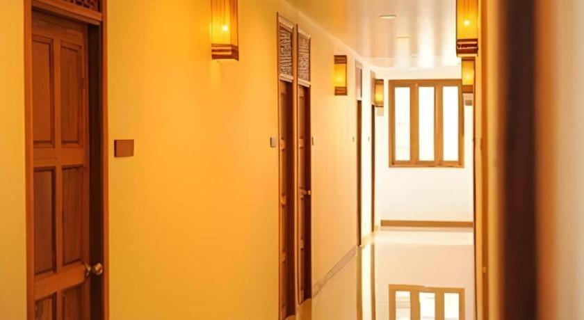 Sukkasem Hotel Nan Buitenkant foto
