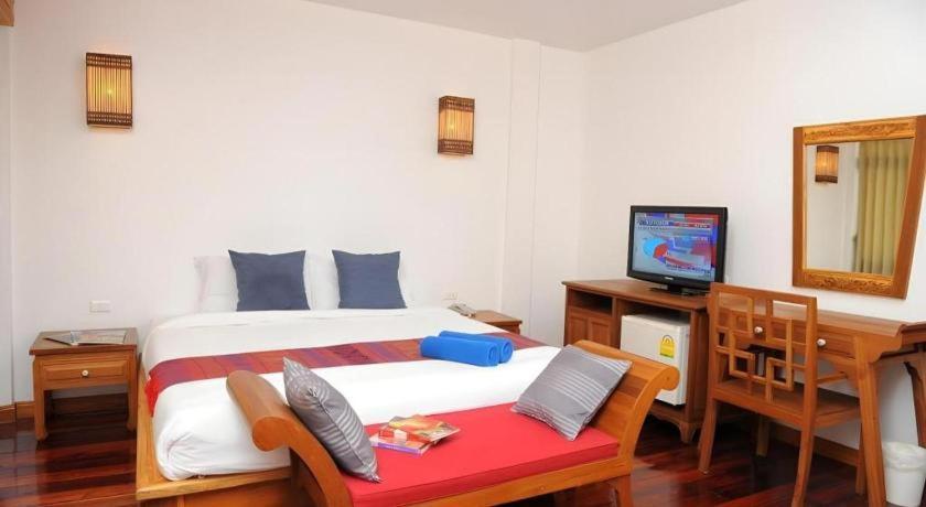 Sukkasem Hotel Nan Buitenkant foto